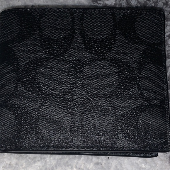 🆕 - MENS Authentic Coach Black Signature billfold WALLET - Picture 6 of 7
